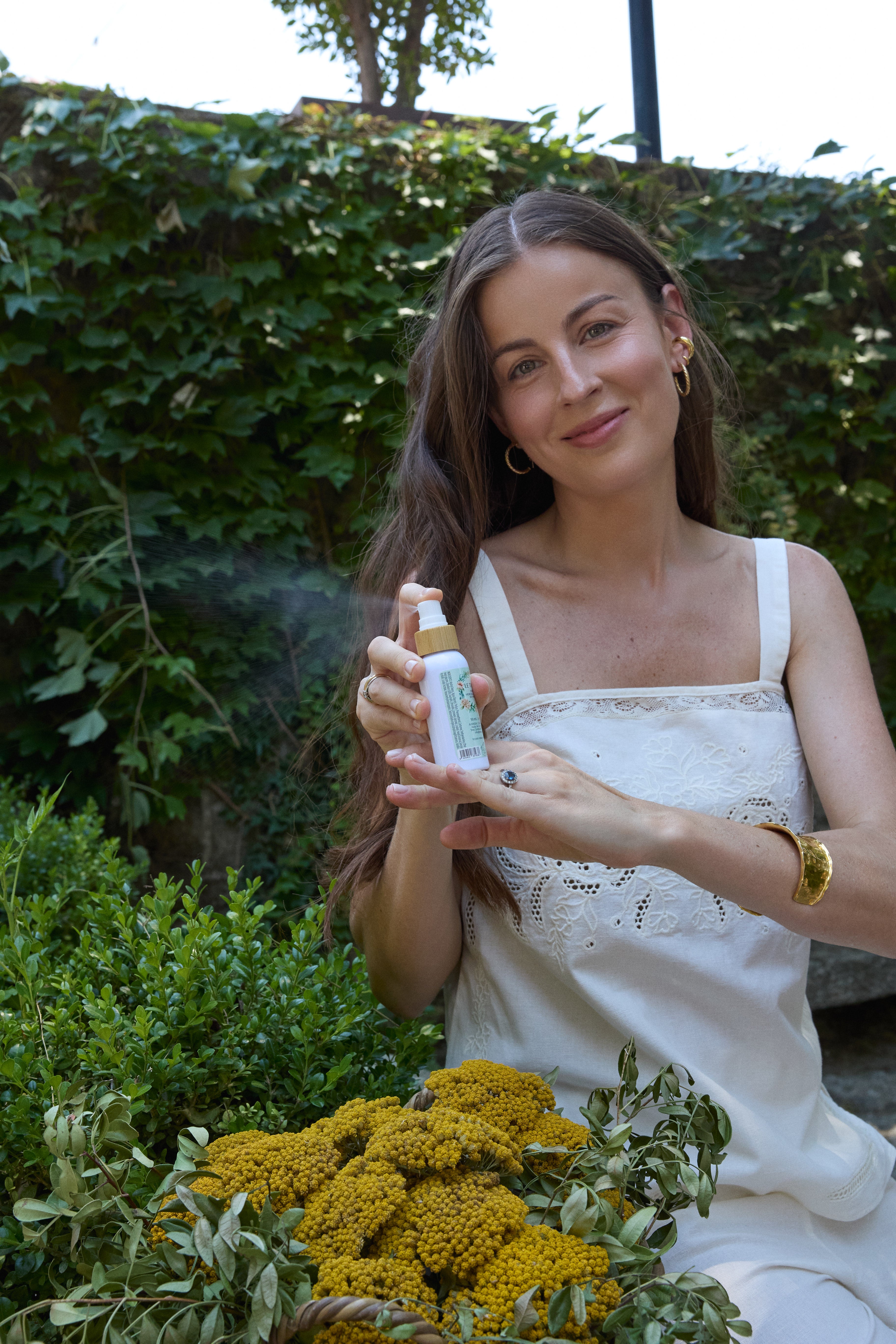 Hydroalcoholic Hand Serum
